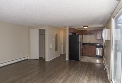 Floor plan for 2 beds, 1 bath, 800 sqft